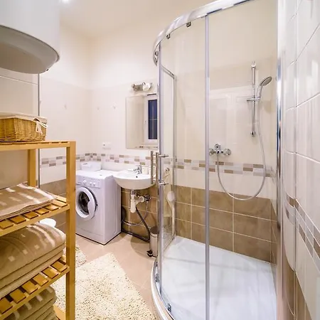 Apartment A/c + Terrace Breakfast At Tiffany's Prague