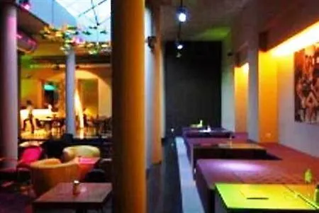 Hotel The Icon & Lounge 4*
