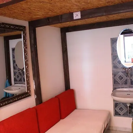 Hostel Marabou Prague