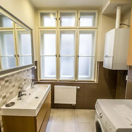 Reflection 2bdr By Ruterra Prague