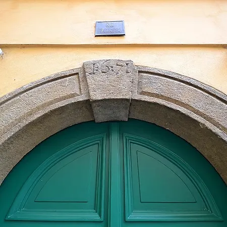 Charming Old Town Centre Studio Apartment