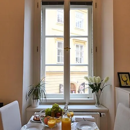 Charming Old Town Centre Studio Prague