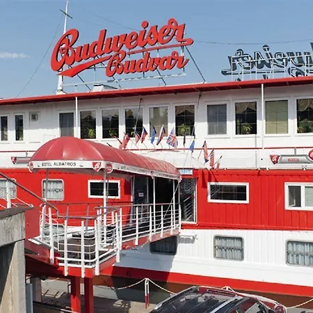 Albatros Bådhotel 3*