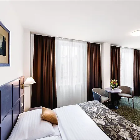 Central Hotel Prague Otel 3*