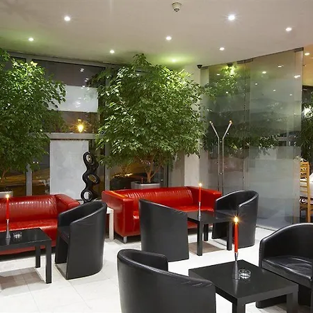 Luxury Family Bílá Labuť Hotel 4*
