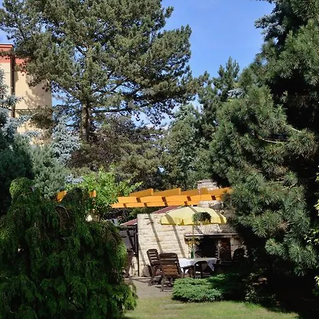 Garden Maria 3* Prague
