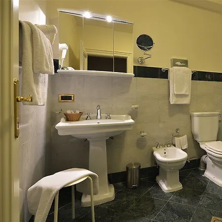 Leon D'oro Hotel