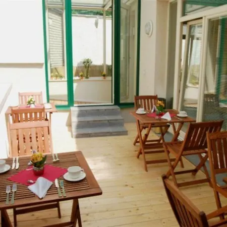 Mamaison Riverside 5*