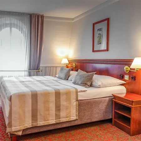 Adria Otel