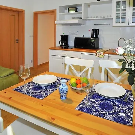 Appartement Vinohrady Ii *