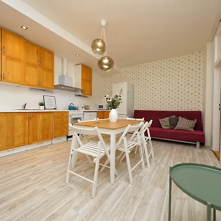 Ve Smeckach 27 Apartment