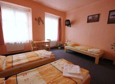 Hotel U Dvou Zlatých Klíčů Praga