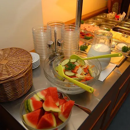 Opera Hotel 4*