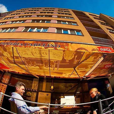 Hotel Charles