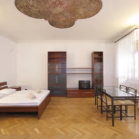 Tomasska Apartment