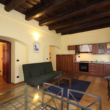 Apartment Tomasska *