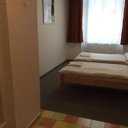 Travellers Хостел Прага