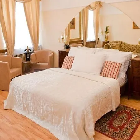 Donatello Hotel 3*
