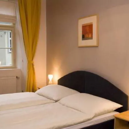 Apartment U Zlate Podkovy