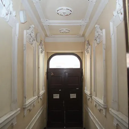 Charming Flats In Vinohrady | Praguestars Apartment Prague