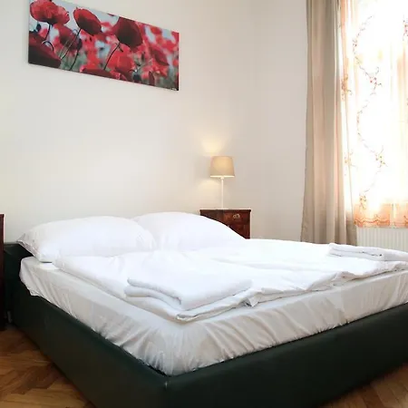 Apartment Charming Flats In Vinohrady | Praguestars *