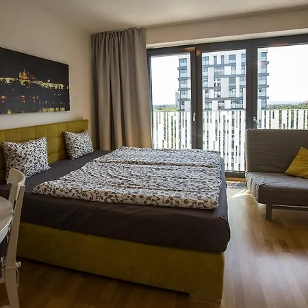 006 Angel Apartment *
