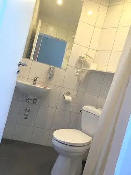 Le Petit Hotel 3*