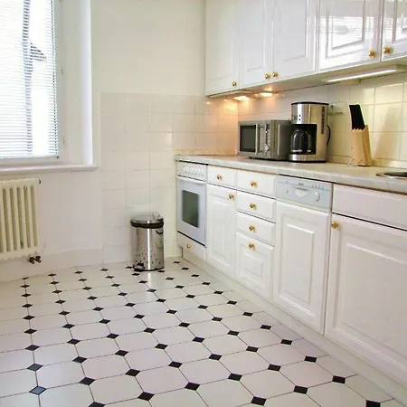 Ξενοδοχείο με διαμερίσματα Charles Bridge Premium 4*