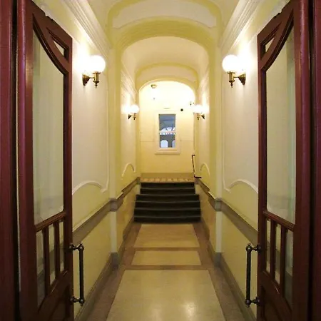 Charles Bridge Premium Aparthotel 4*