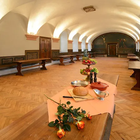 Szálloda Adria