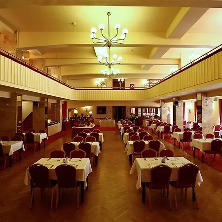 Belvedere Hotel