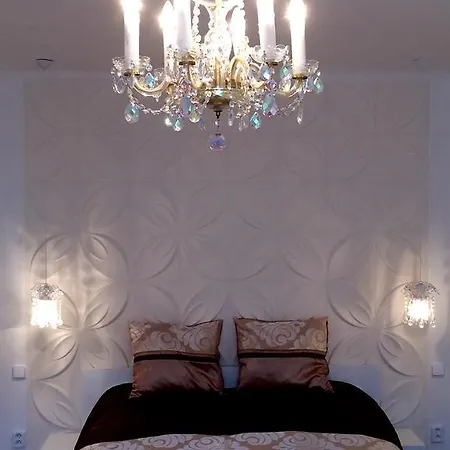 Eden Apartment