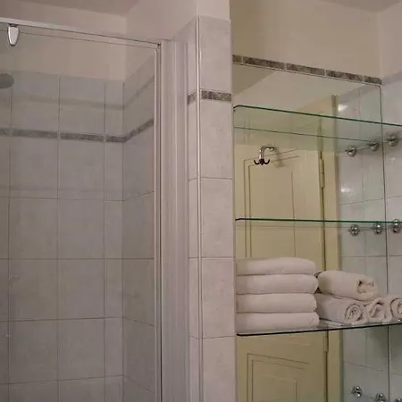 Luxury Jewish Quarter Apartment