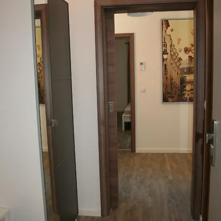 Karlin Apartment