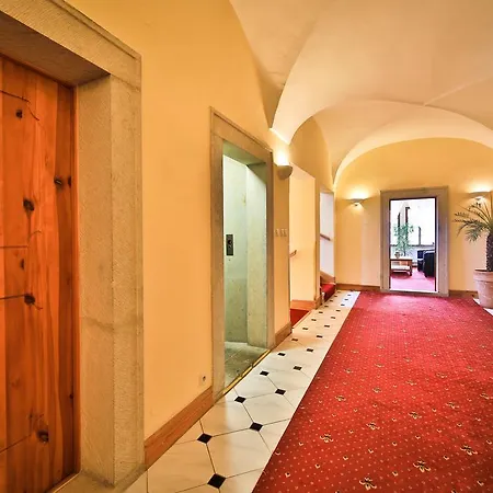 Questenberg Hotel