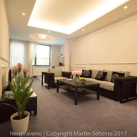 Aparthotel Almandine Prague