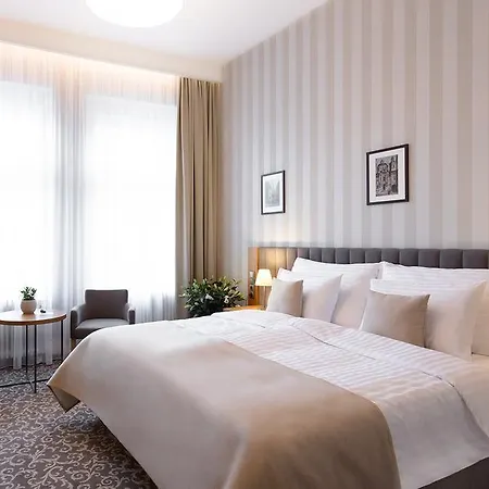 Schwaiger 4*