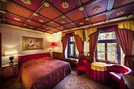 Hotell U Pava Prag
