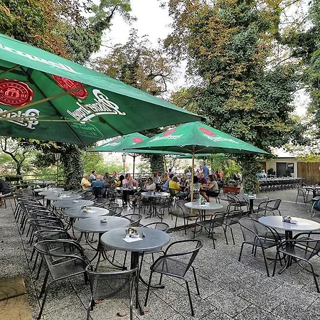 Safarikova * Prague