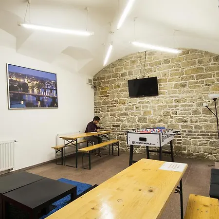 Hostel Safestay Charles Bridge Πράγα