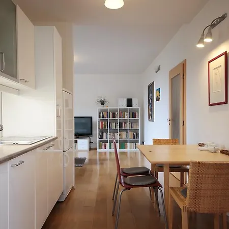 Kosatcova Apartment Prague