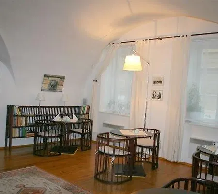 Domus Henrici Otel