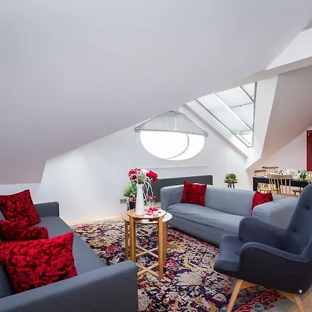 Empirent Wenceslas Square Apartments