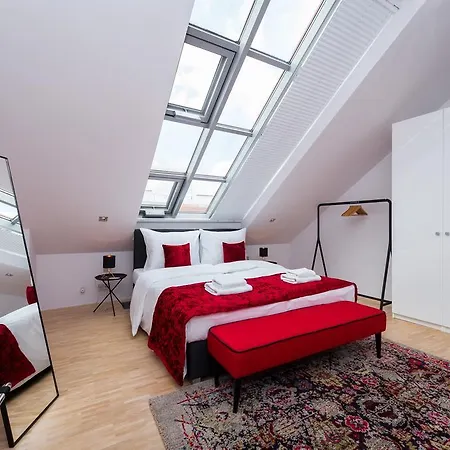 Empirent Wenceslas Square Apartments