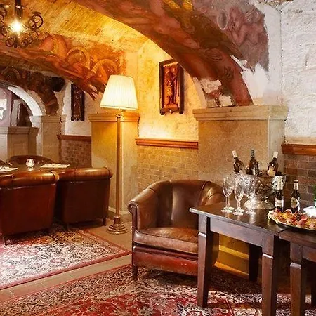 Hotel U Pava