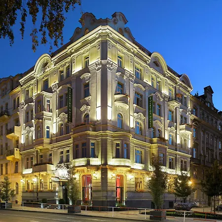 Mamaison Riverside Отель Прага
