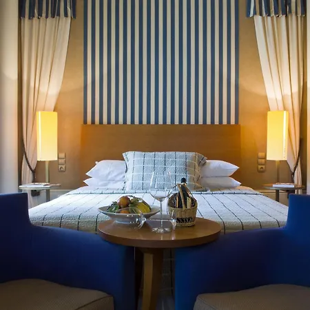 Hotel Mamaison Riverside