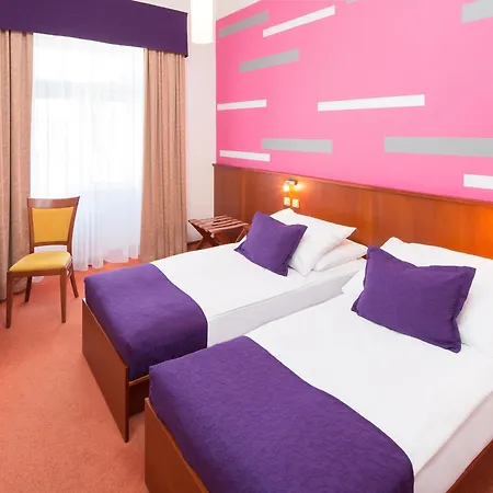 Atlantic 3* Prague