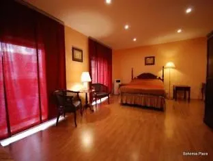 Bohemia Plaza Hotel 4*