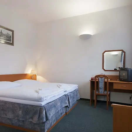 Hotel Astra 3*